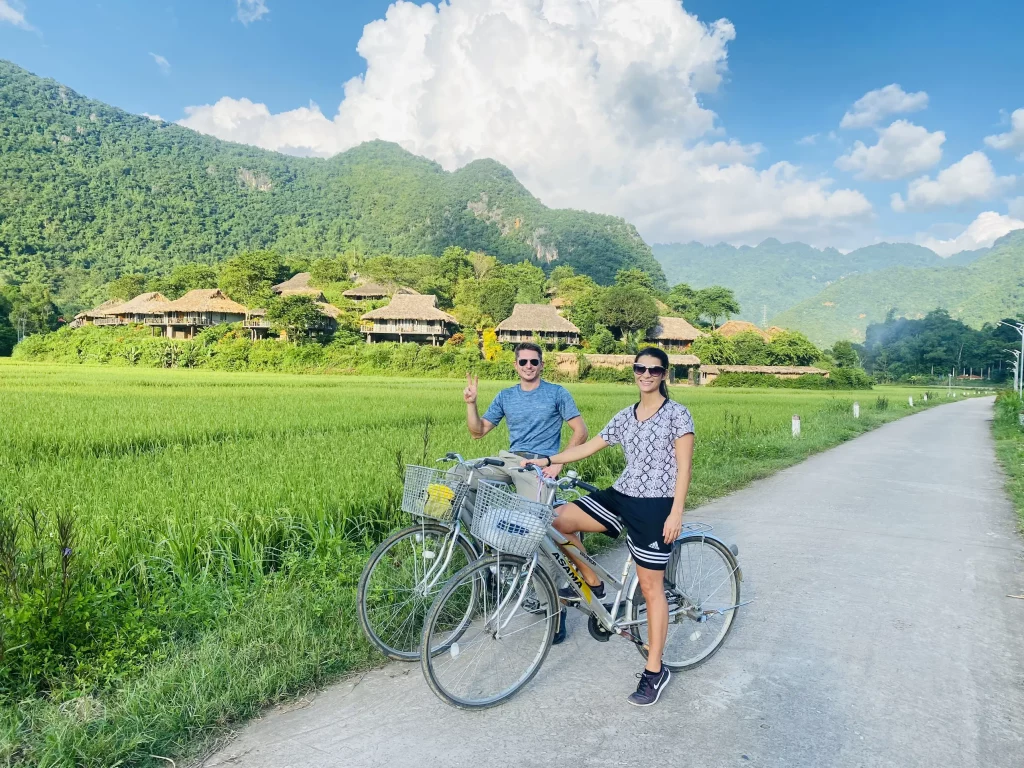 paseos en bicicleta por los campos de Mai Chau