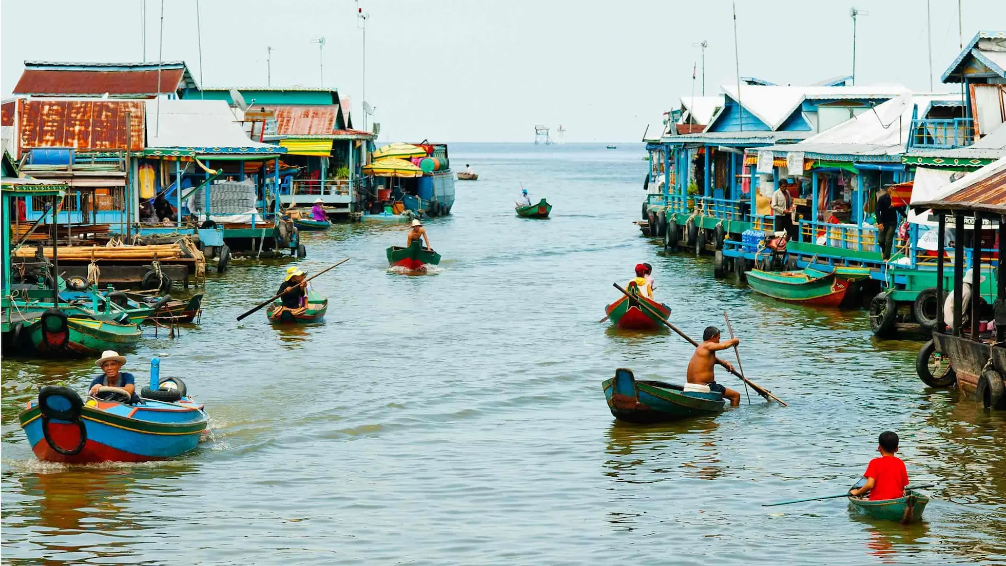 Lago Tonle Sap: Explorando las comunidades flotantes de Camboya